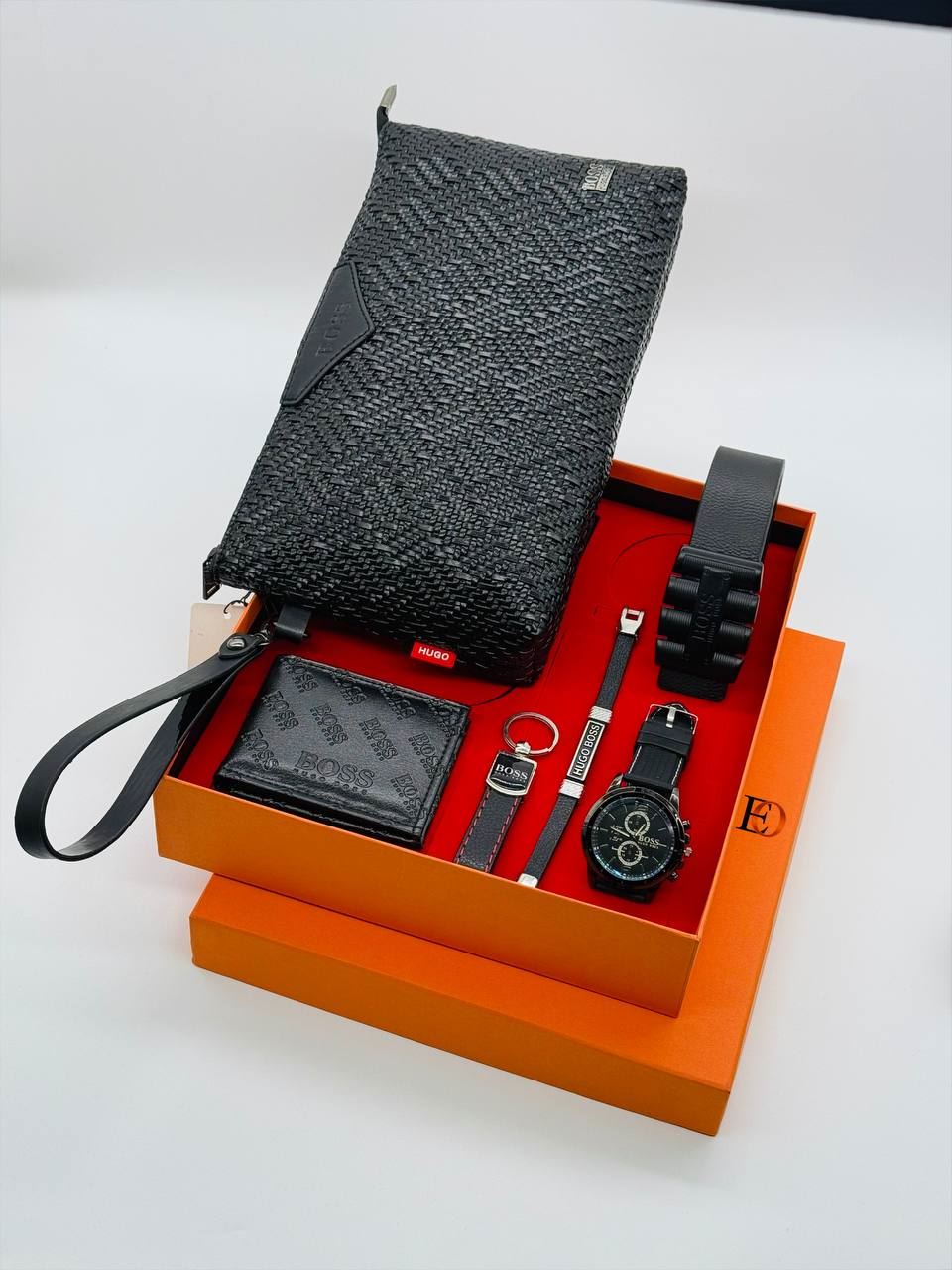 Conjunto accesorios reloj y neceser Hugo Boss - Imagen 2