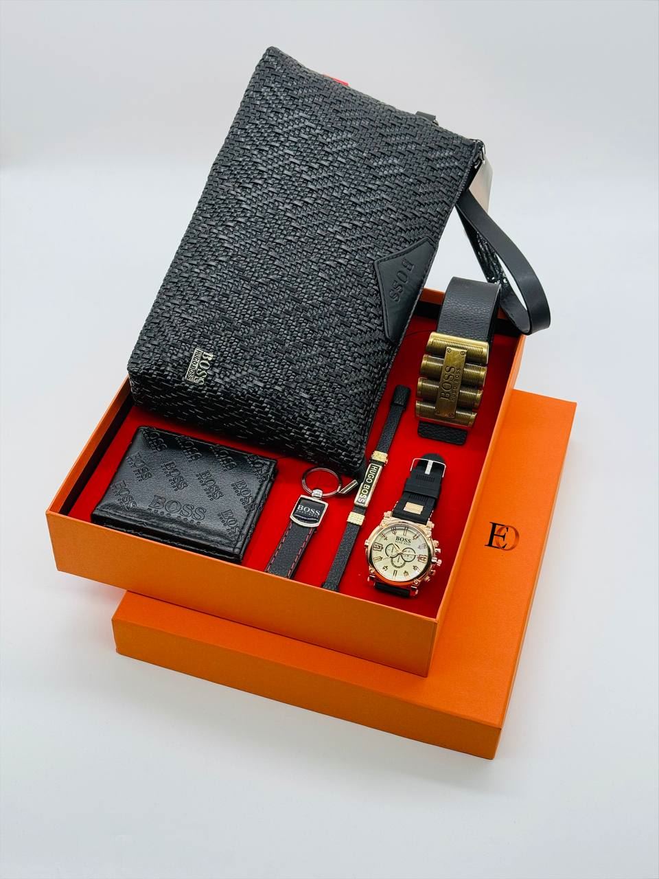 Conjunto accesorios reloj y neceser Hugo Boss - Imagen 3