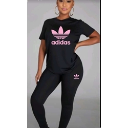 Conjunto Adidas de mujer  con leggins - Imagen 1