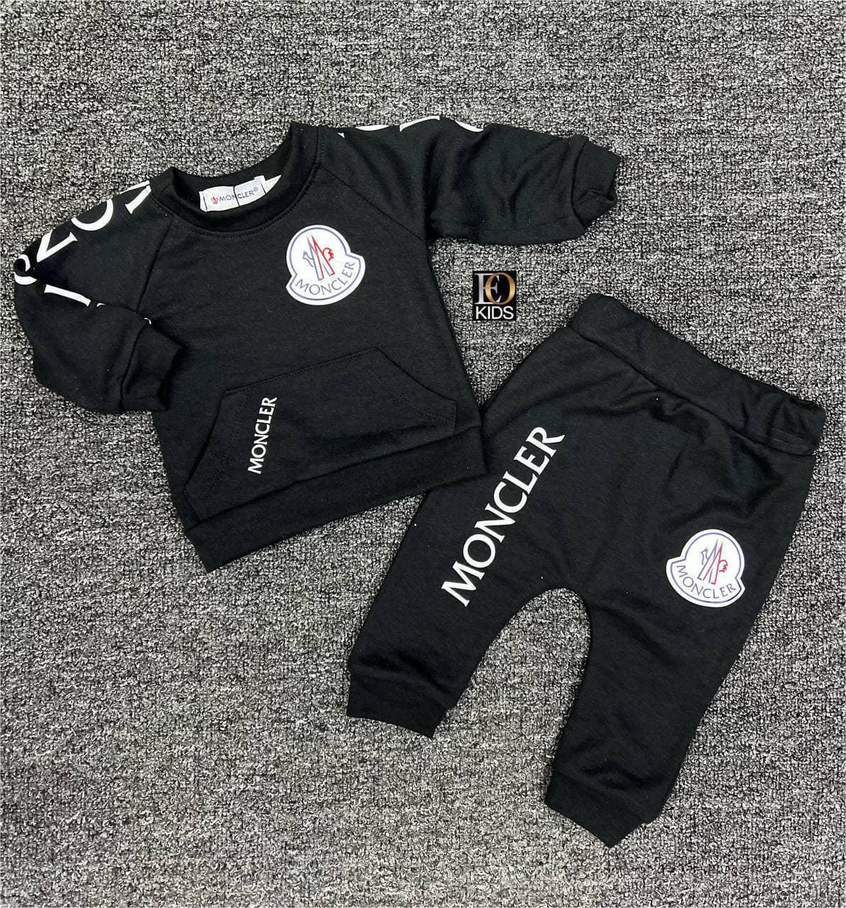 Conjunto bebé dos piezas Moncler - Imagen 2