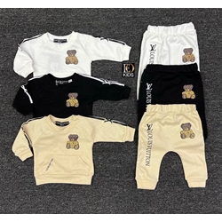 Conjunto bebé Louis Vuitton - Imagen 1