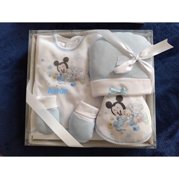 Conjunto bebe primera puesta personalizados - Imagen 2