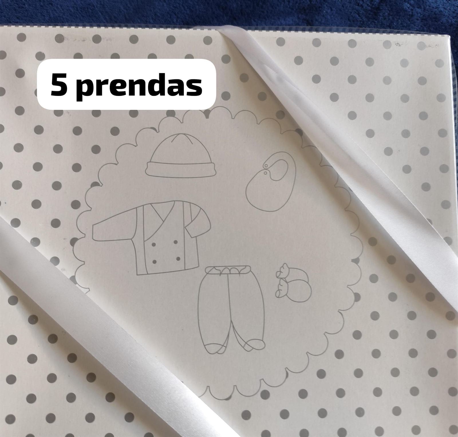 Conjunto bebe primera puesta personalizados - Imagen 3