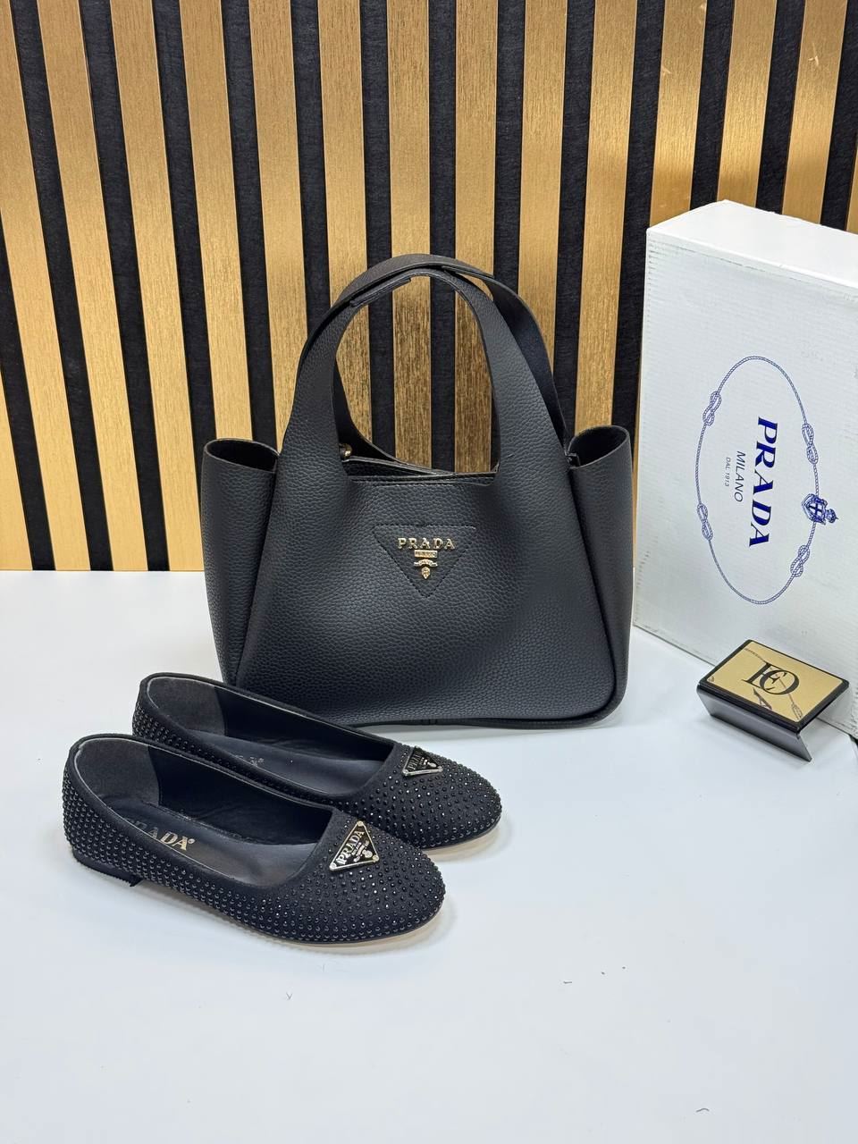 Conjunto bolso Liaison y zapatos bajos Prada - Imagen 1