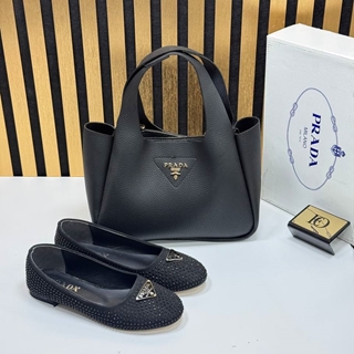 Conjunto bolso Liaison y zapatos bajos Prada - Imagen 1