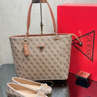 Conjunto bolso  Noelle y zapatos Guess - Imagen 1