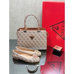 Conjunto bolso Noelle y zapatos Guess - Imagen 2