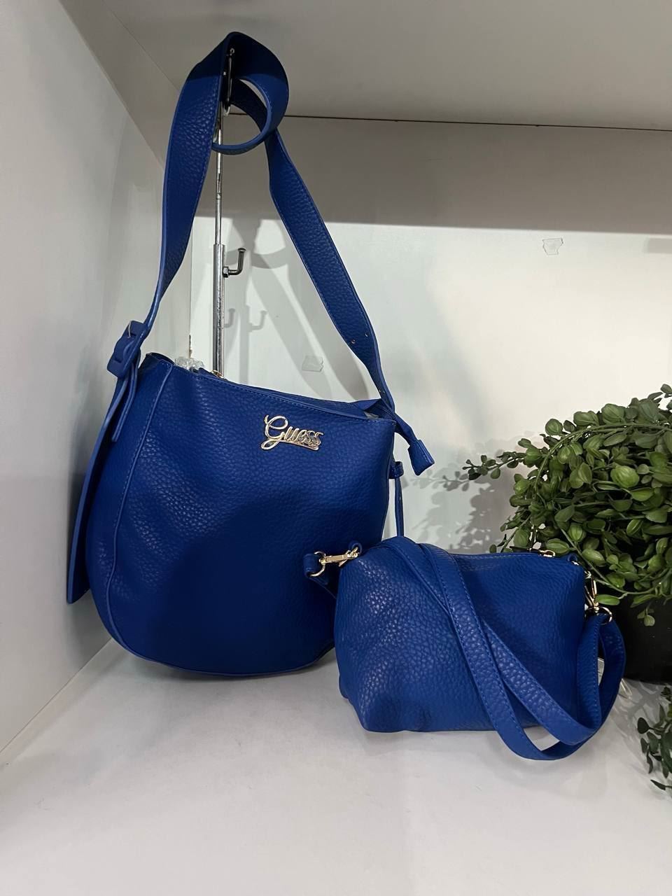 Conjunto bolso y bandolera Guess - Imagen 1