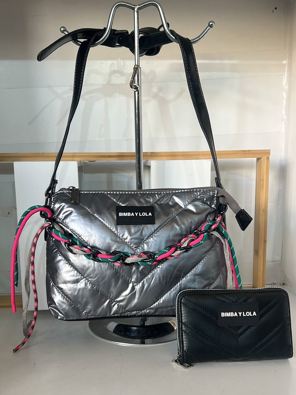 Conjunto bolso y cartera acolchados Bimba - Imagen 1