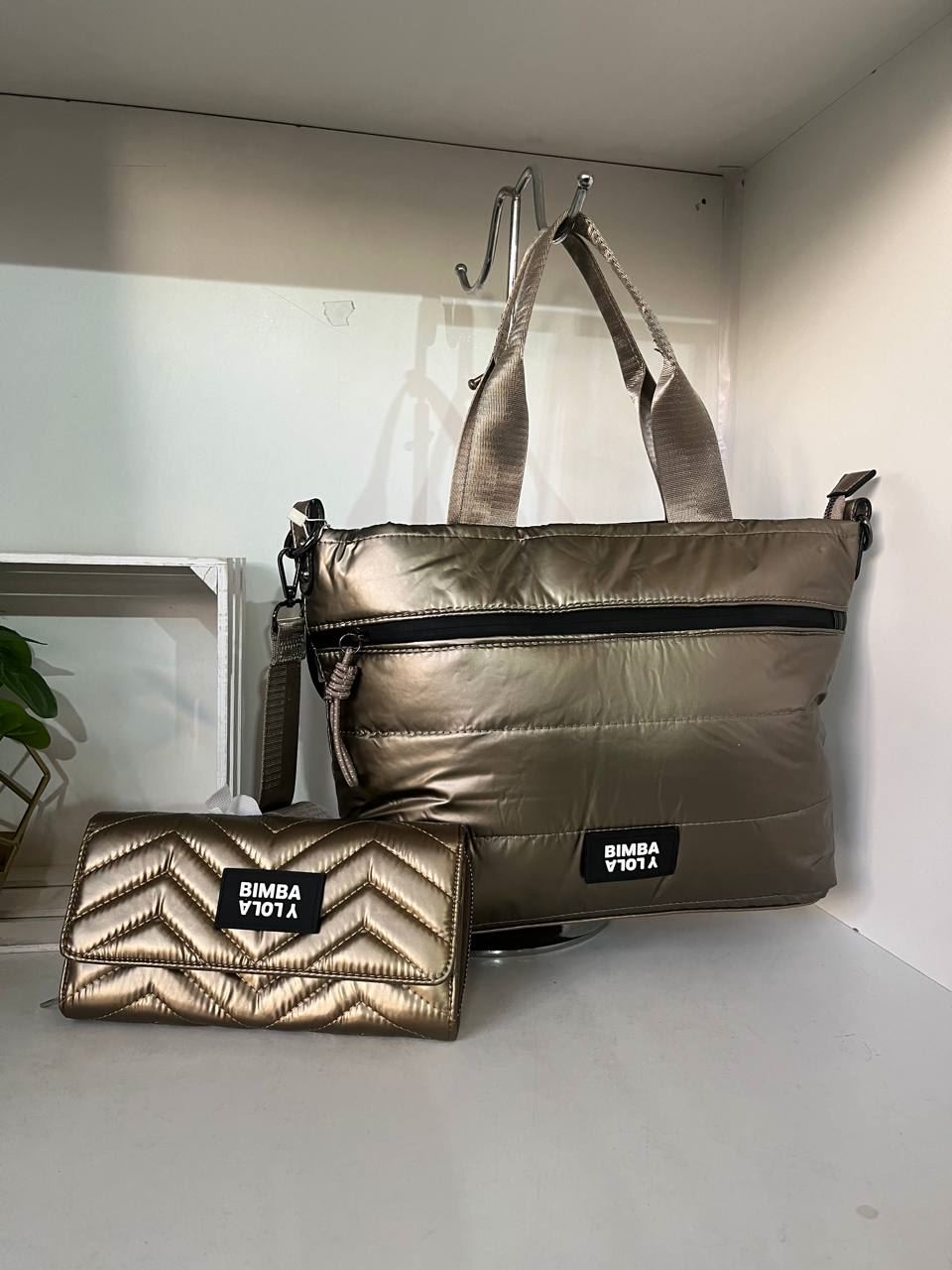 Conjunto bolso y cartera Bimba y Lola - Imagen 1