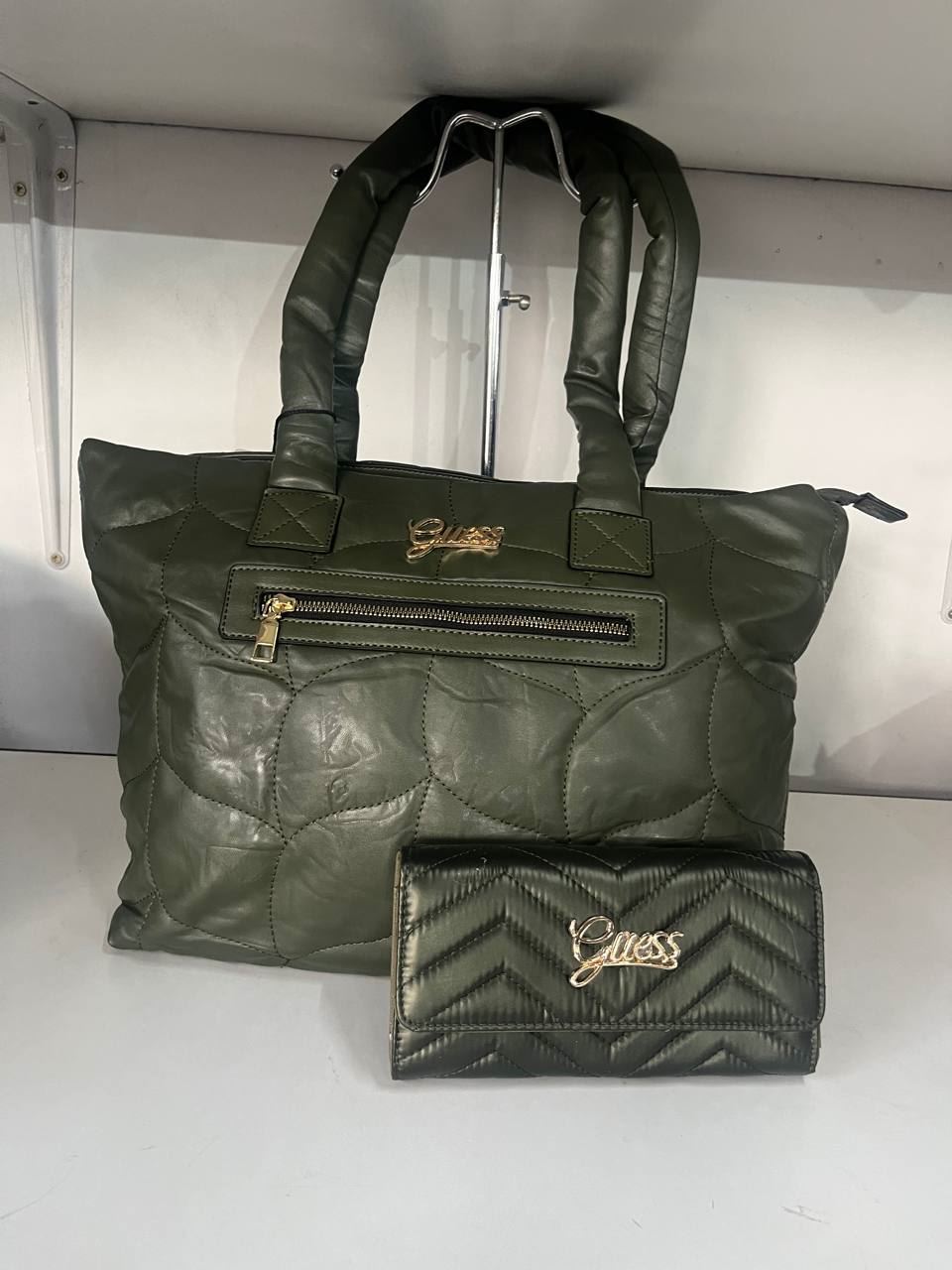 Conjunto bolso y cartera Guess - Imagen 3