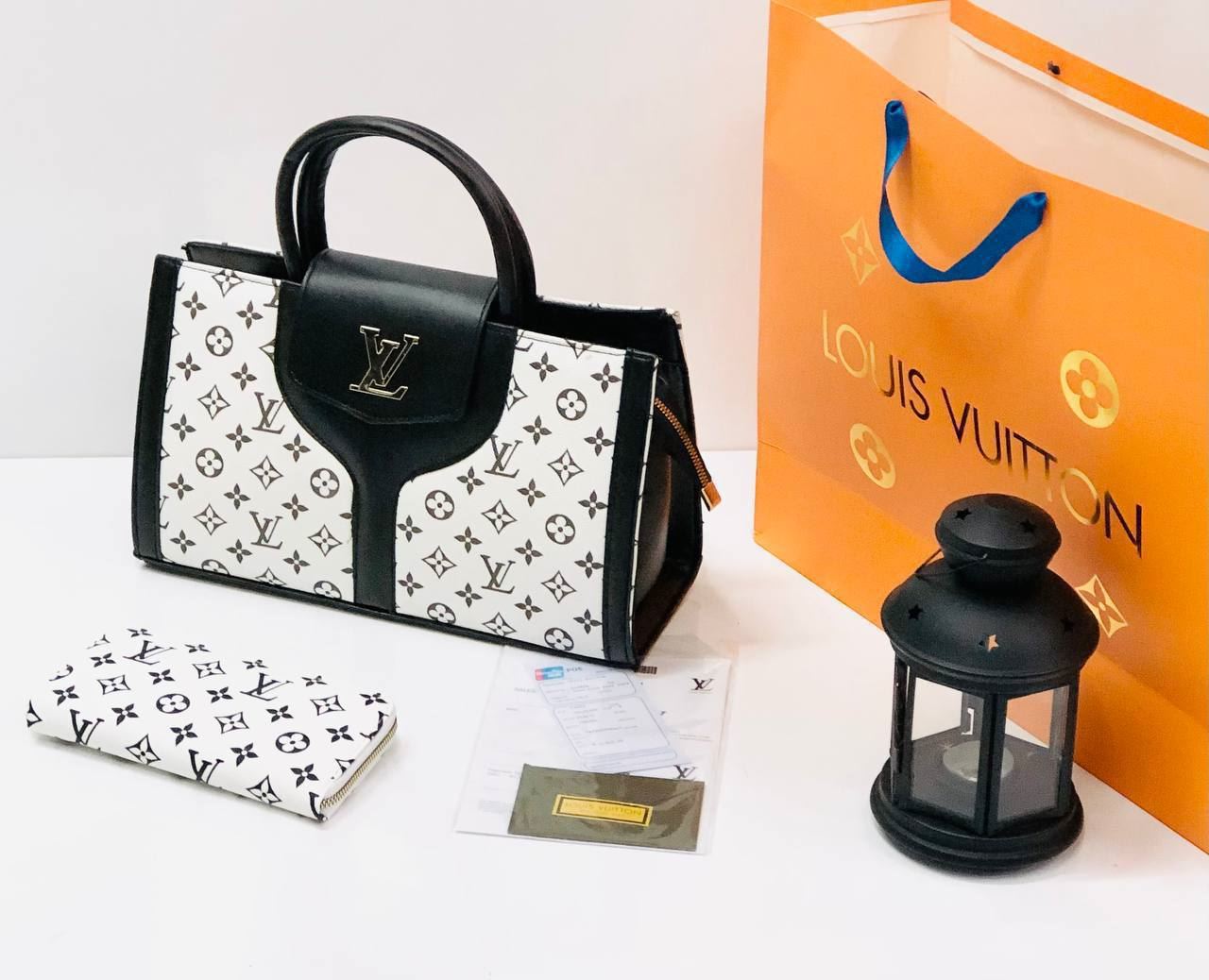 Conjunto bolso y cartera Louis Vuitton a juego - Imagen 1