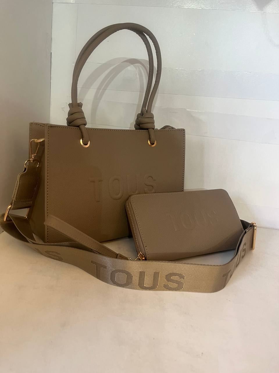 Conjunto bolso y cartera Tous relieve - Imagen 2
