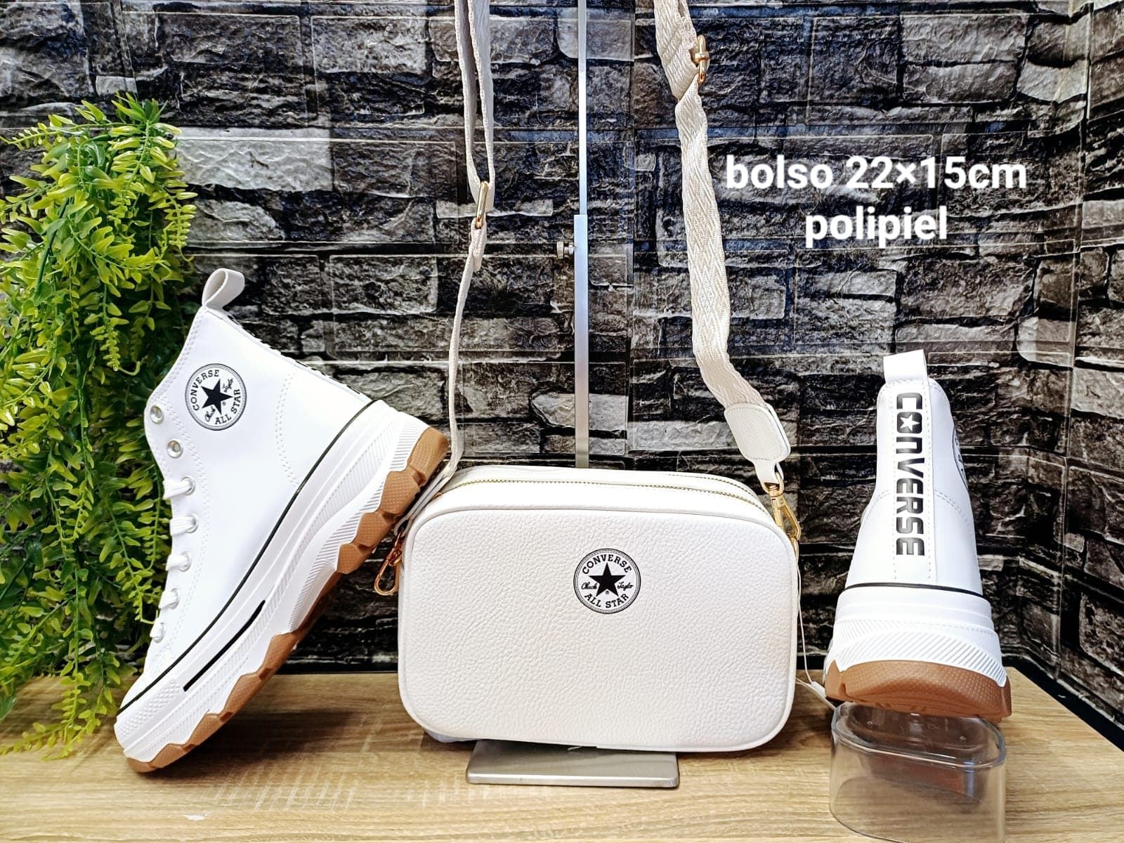 Conjunto bota Converse y bolso a juego - Imagen 2