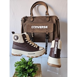 Conjunto botas Converse y bolso a juego - Imagen 1