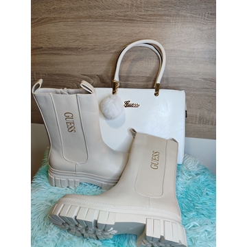 Conjunto Botas y bolso  Guess - Imagen 2