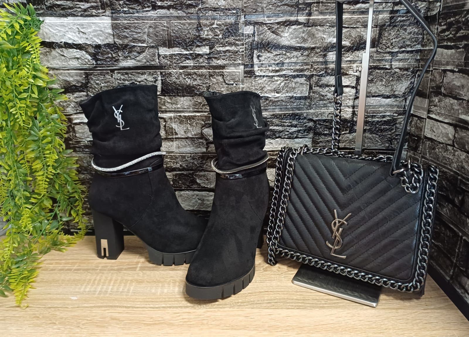Conjunto Botas y bolso Yves Saint Laurent - Imagen 1