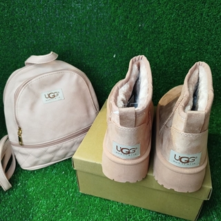 Conjunto botas y mochila UGG - Imagen 2