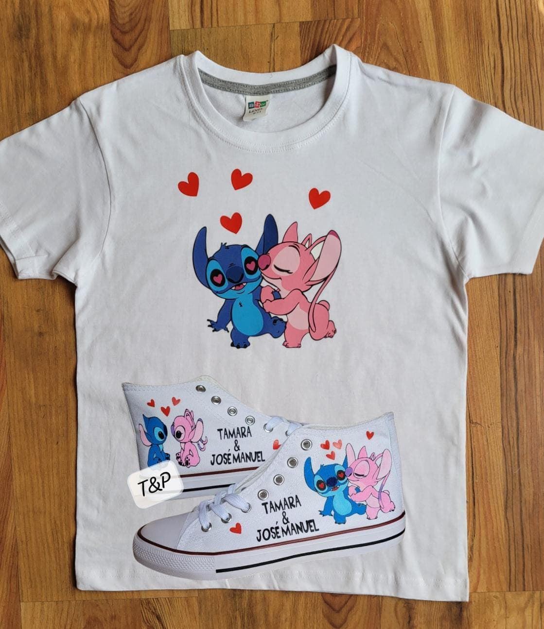 Conjunto camiseta y Converse personalizadas - Imagen 1