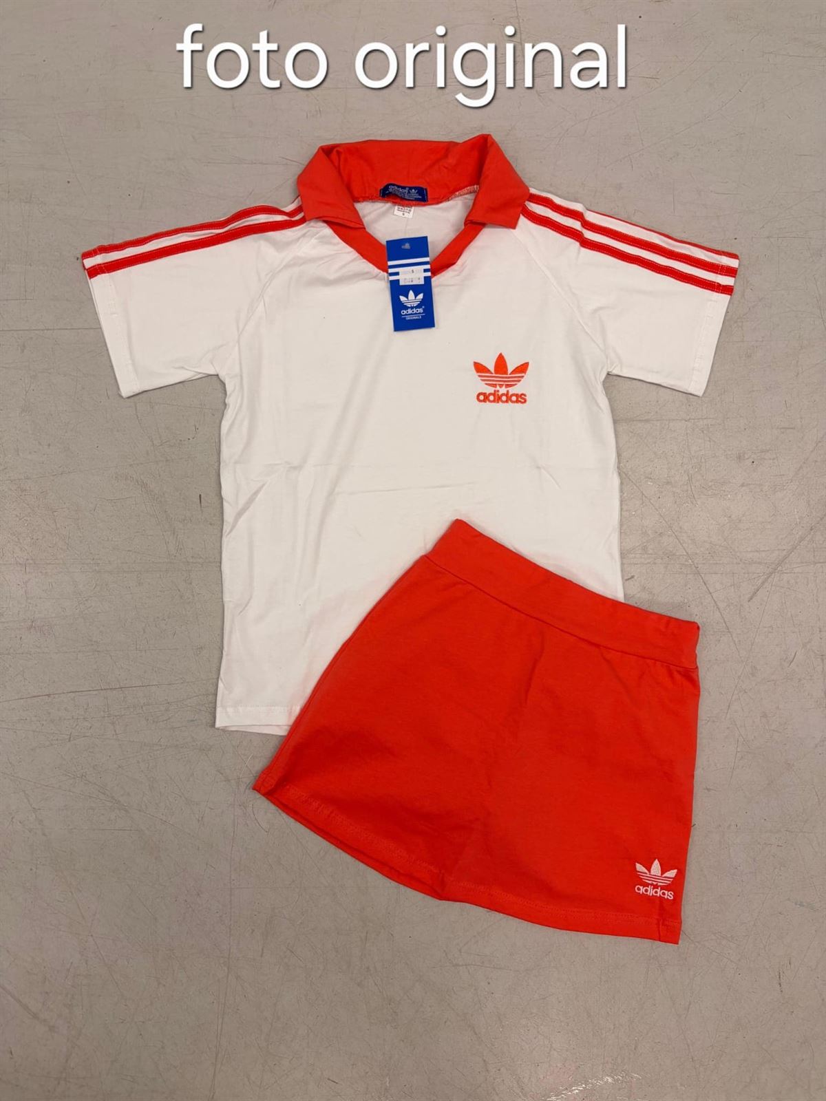 Conjunto camiseta y falda Adidas - Imagen 1