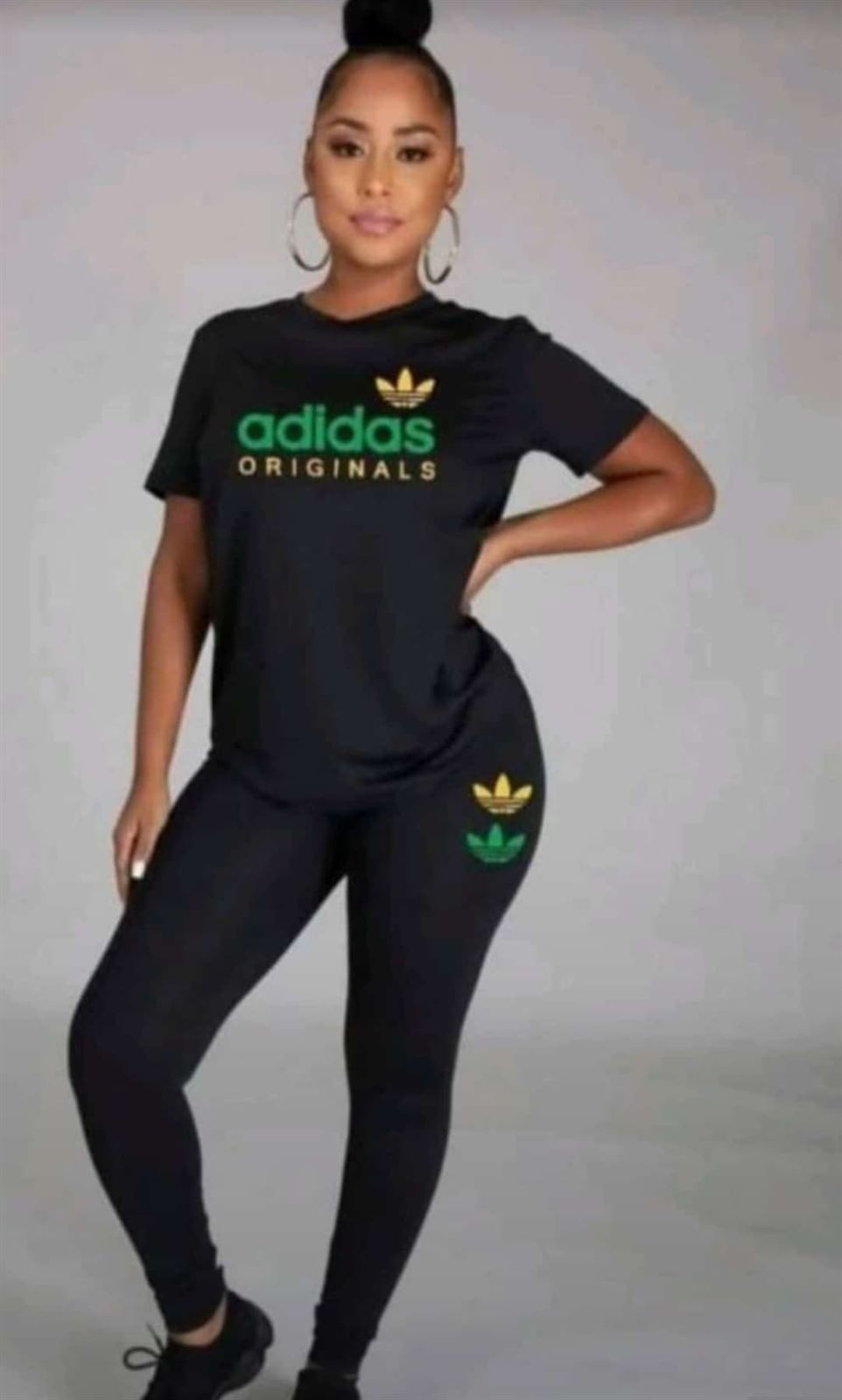 Conjunto camiseta y leggins Adidas mujer - Imagen 1