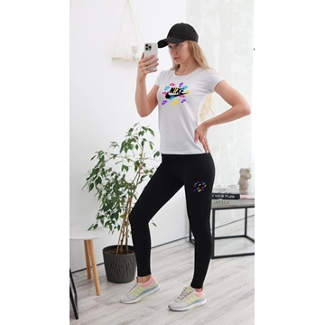 Conjunto camiseta y leggins Nike corazones - Imagen 1