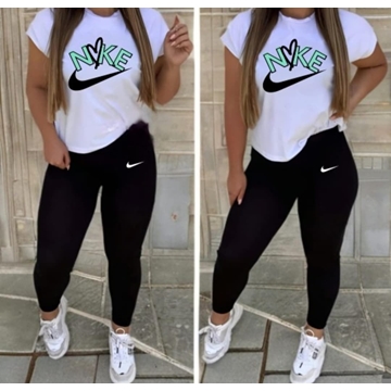 Conjunto camiseta y pantalón Nike mujer - Imagen 1