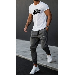 Conjunto camiseta y pantalón Nike - Imagen 1