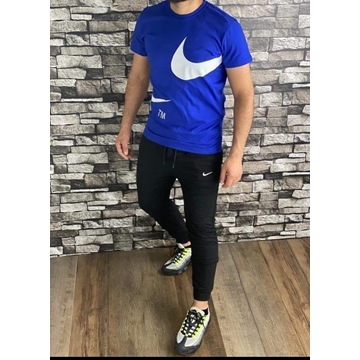 Conjunto camiseta y pantalón Nike - Imagen 2
