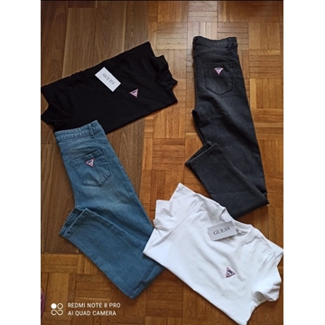 Conjunto camiseta y pantalón vaquero Guess - Imagen 1