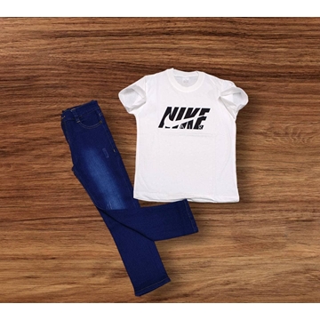 Conjunto camiseta y vaqueros niños - Imagen 2