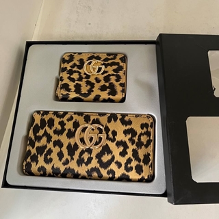 Conjunto carteras guess con estampado leopardo - Imagen 2