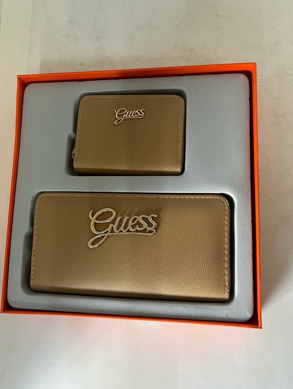 Conjunto carteras guess regalo - Imagen 1