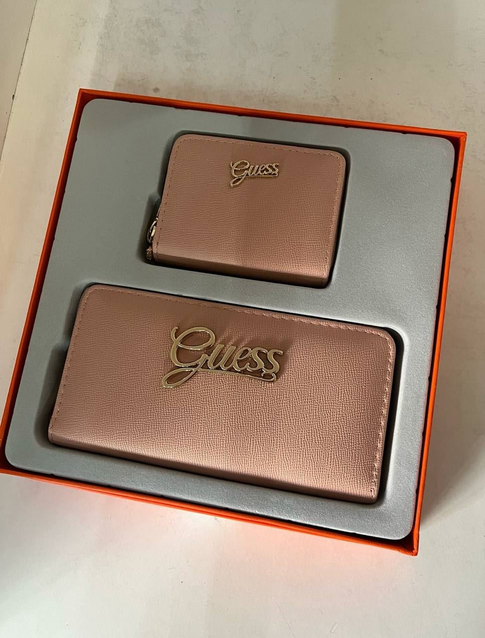 Conjunto carteras guess regalo - Imagen 4