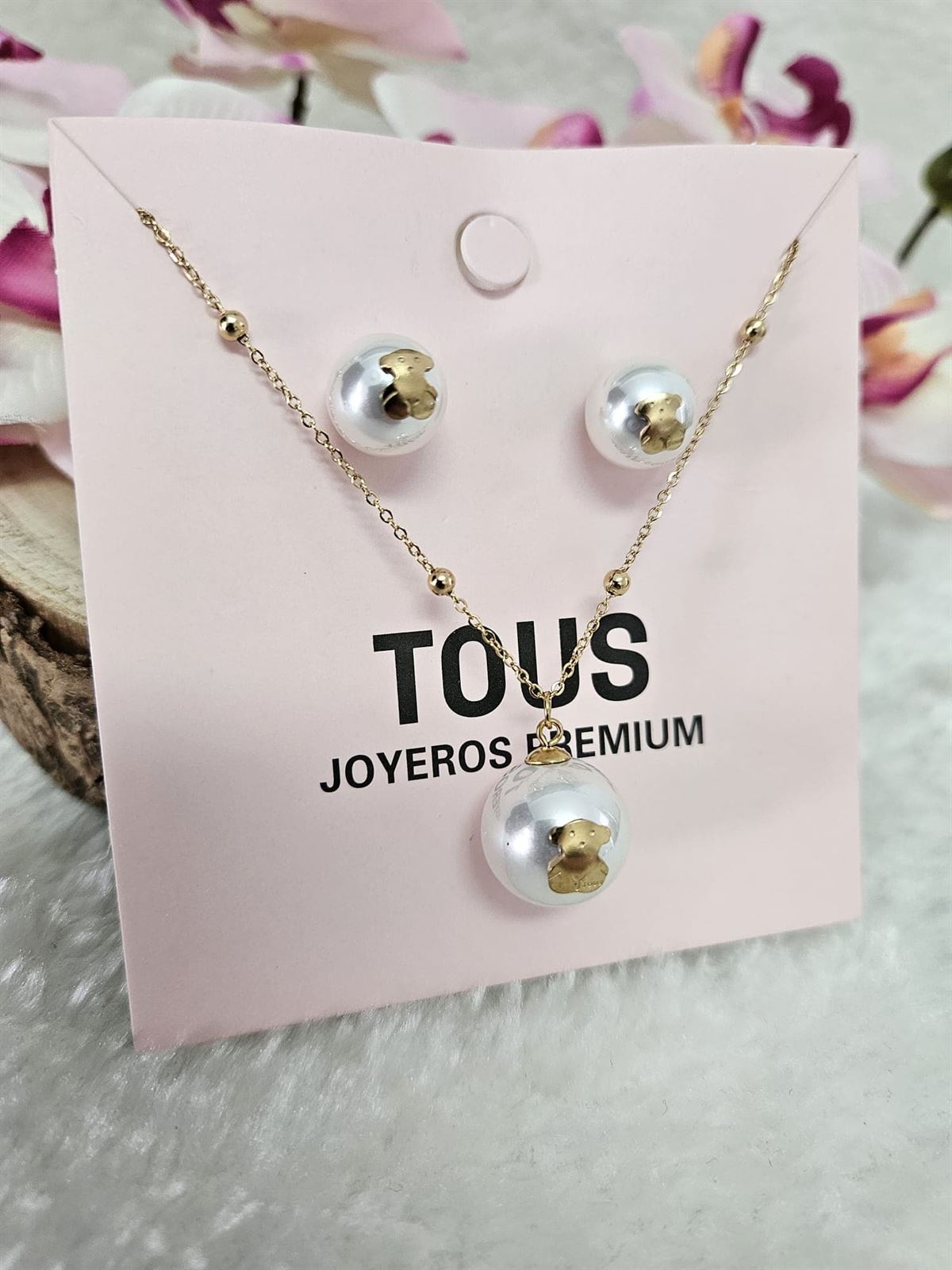 Conjunto colgante y pendientes Tous perla - Imagen 1