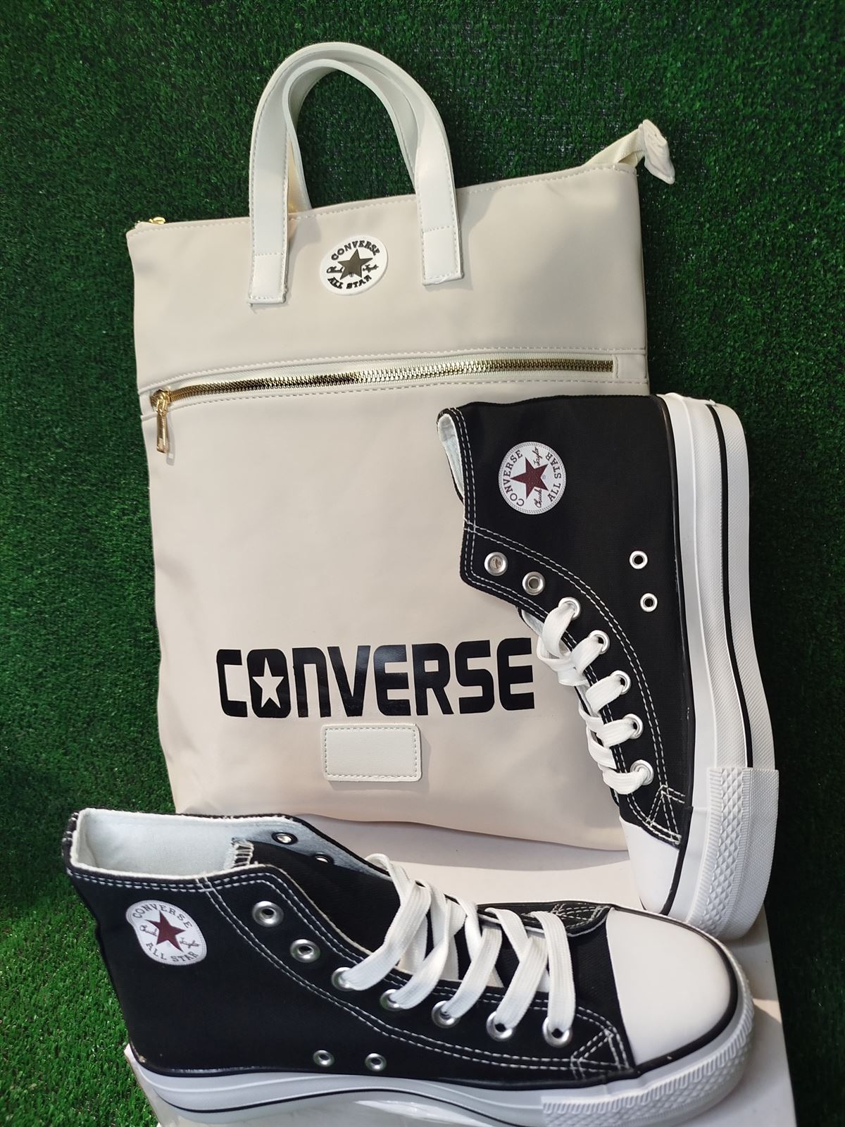 Conjunto combo botas Converse all Star y mochila a juego - Imagen 1