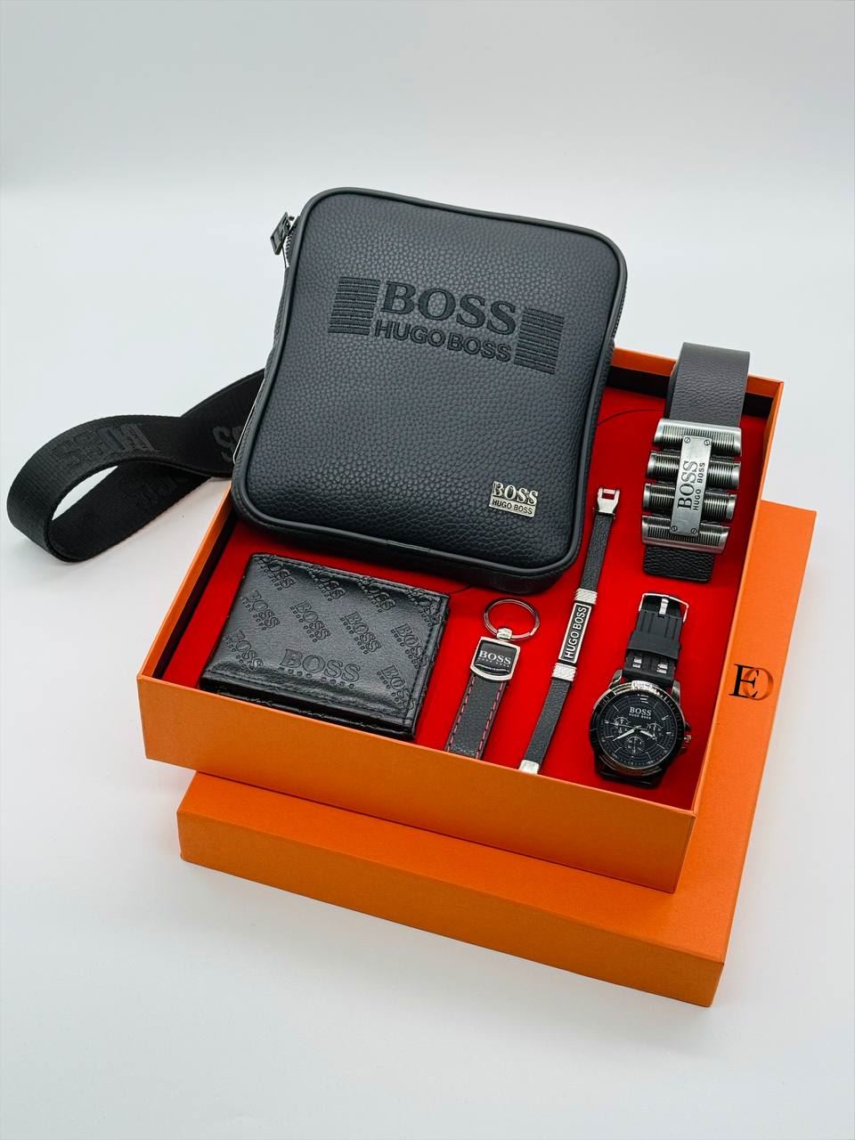 Conjunto de accesorios reloj y bandolera Hugo Boss - Imagen 3
