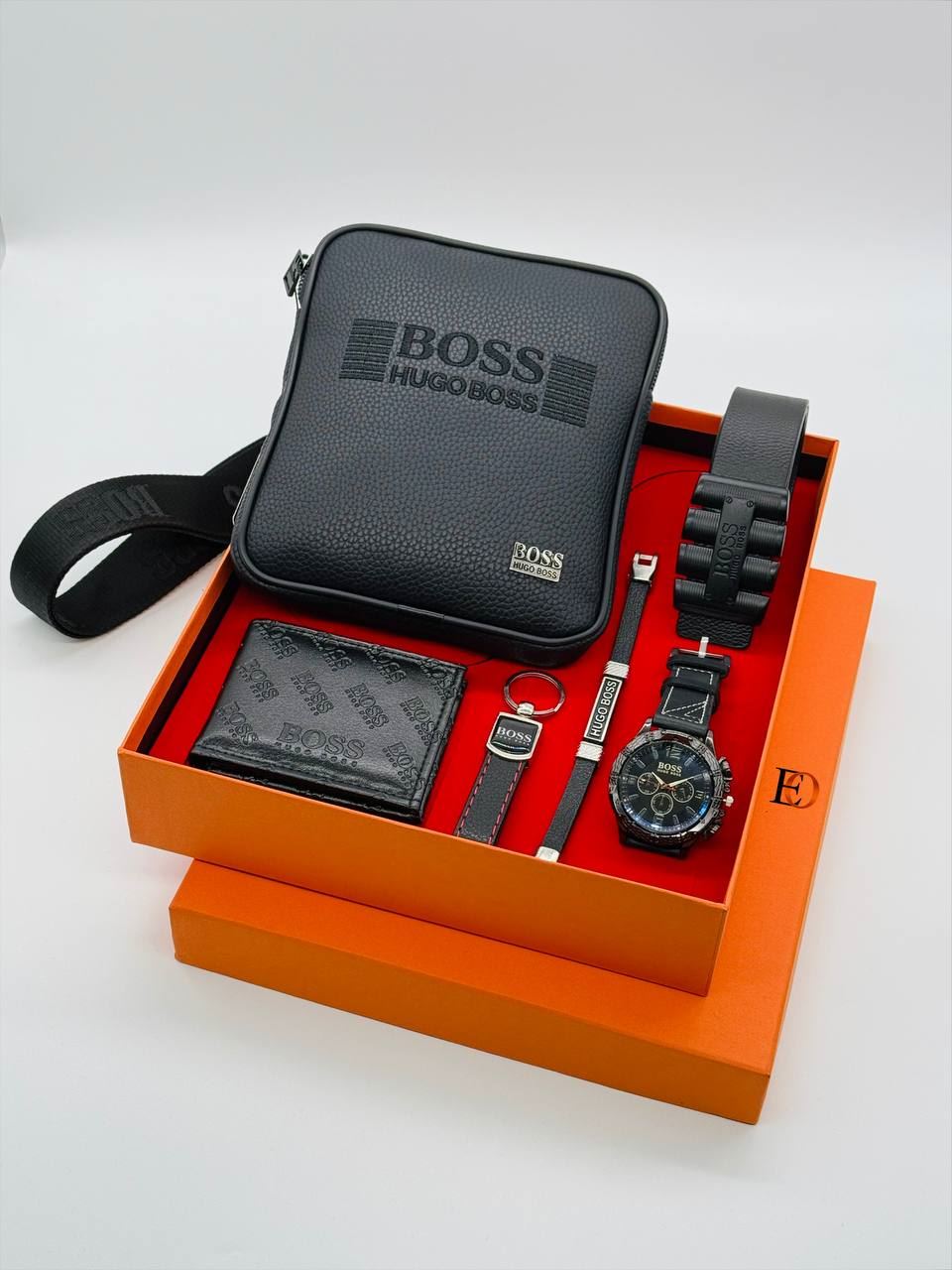 Conjunto de accesorios reloj y bandolera Hugo Boss - Imagen 7