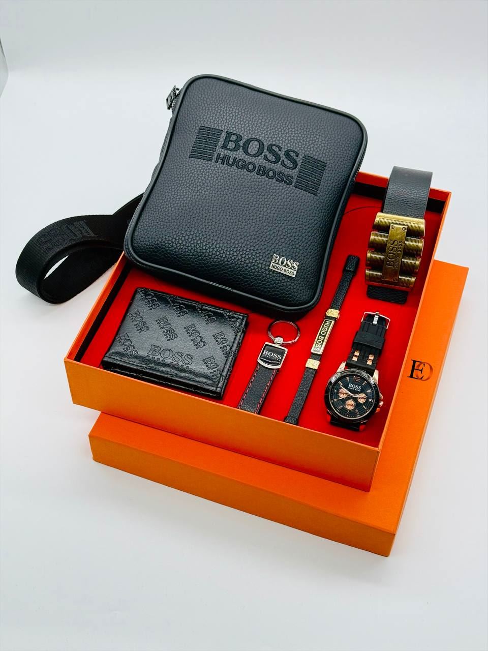 Conjunto de accesorios reloj y bandolera Hugo Boss - Imagen 8
