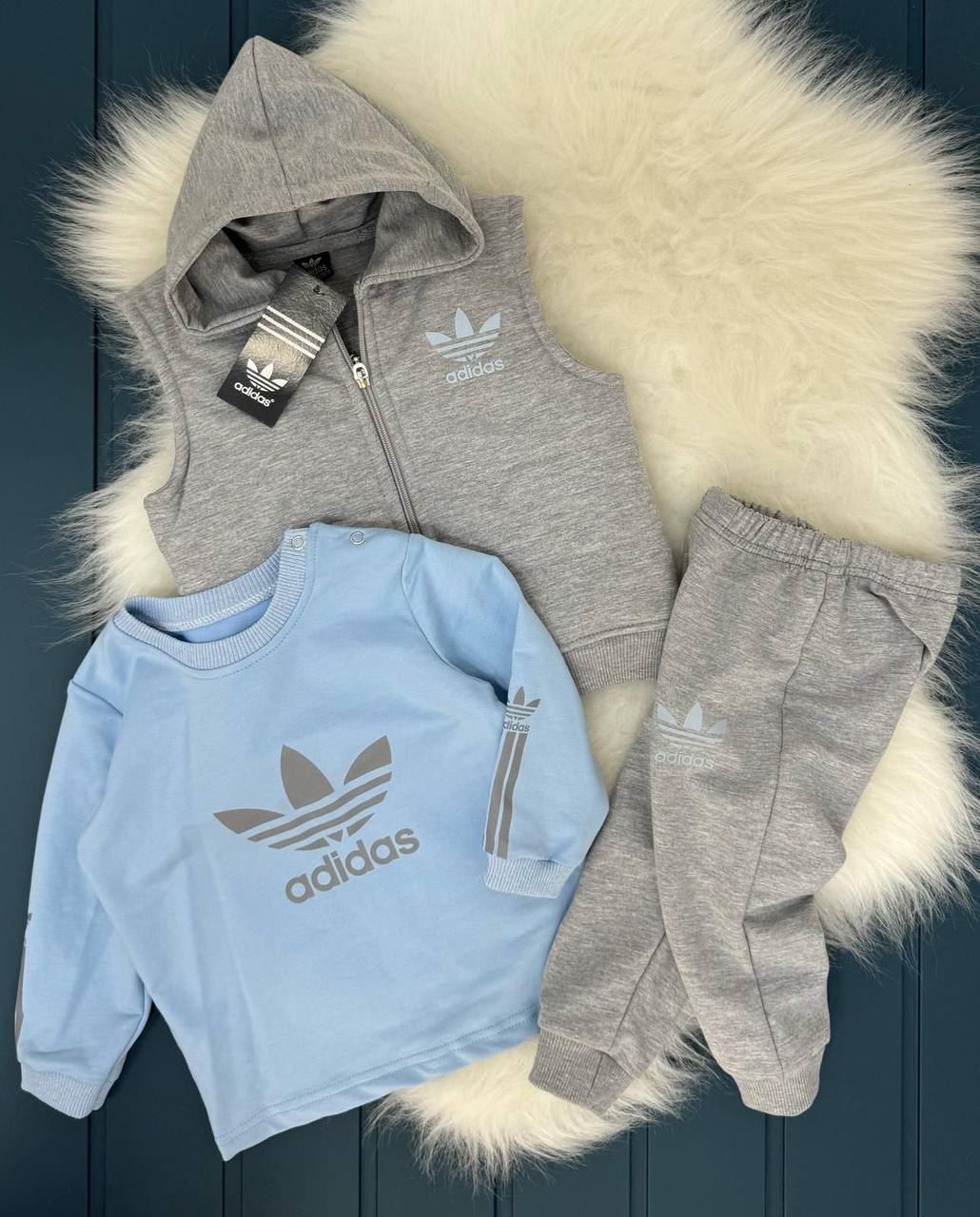 Conjunto de bebé Adidas 3 piezas - Imagen 3