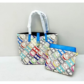 Conjunto de bolso y neceser Carolina Herrera - Imagen 2