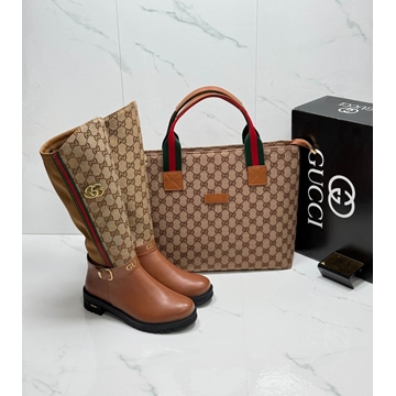 Conjunto de botas altas y bolso Gucci - Imagen 2