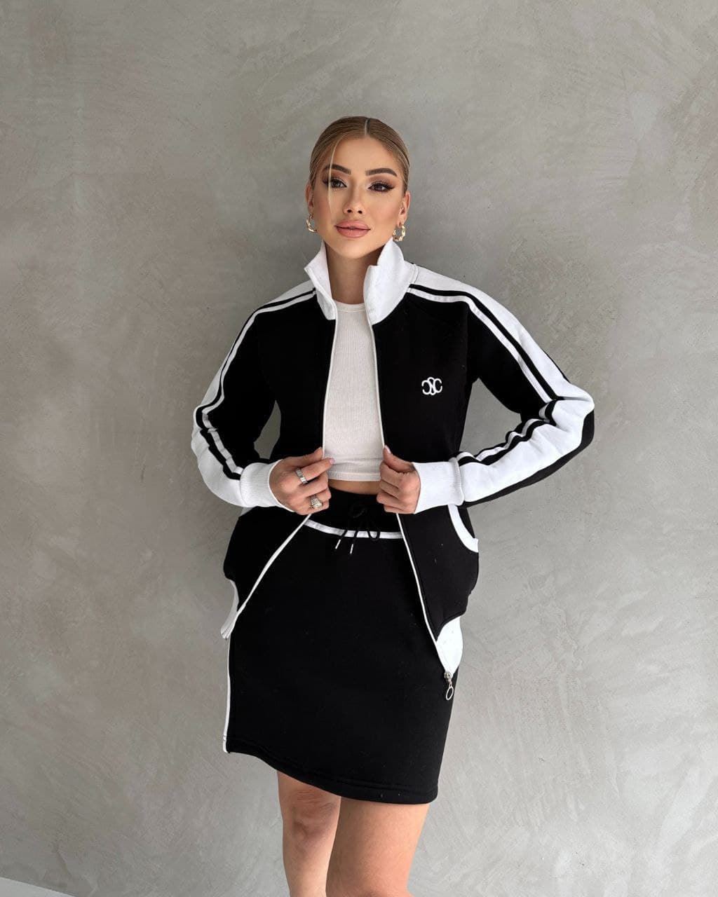 Conjunto de chaqueta y falda Chanel - Imagen 3
