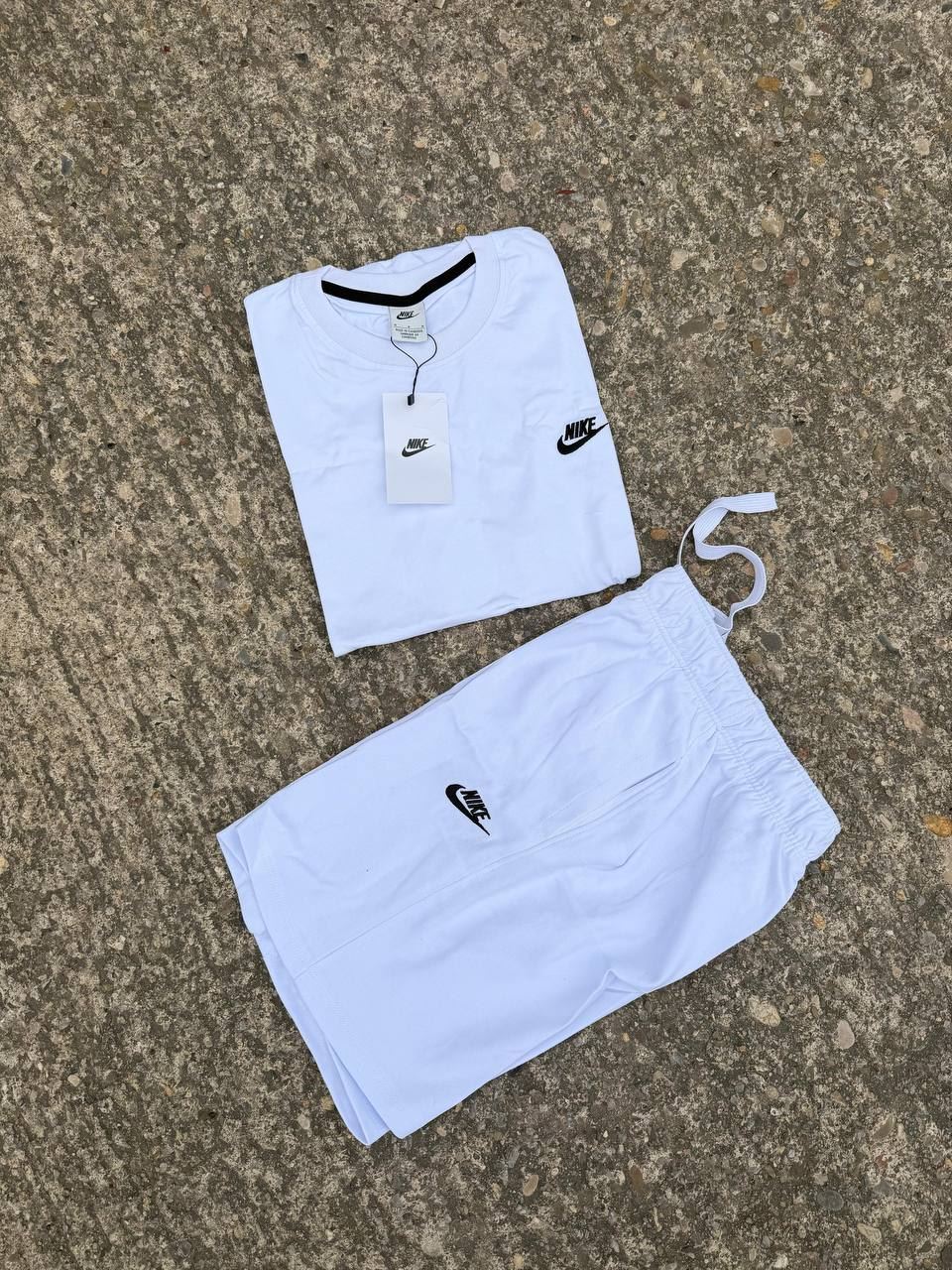 Conjunto de hombre Nike bordado - Imagen 5