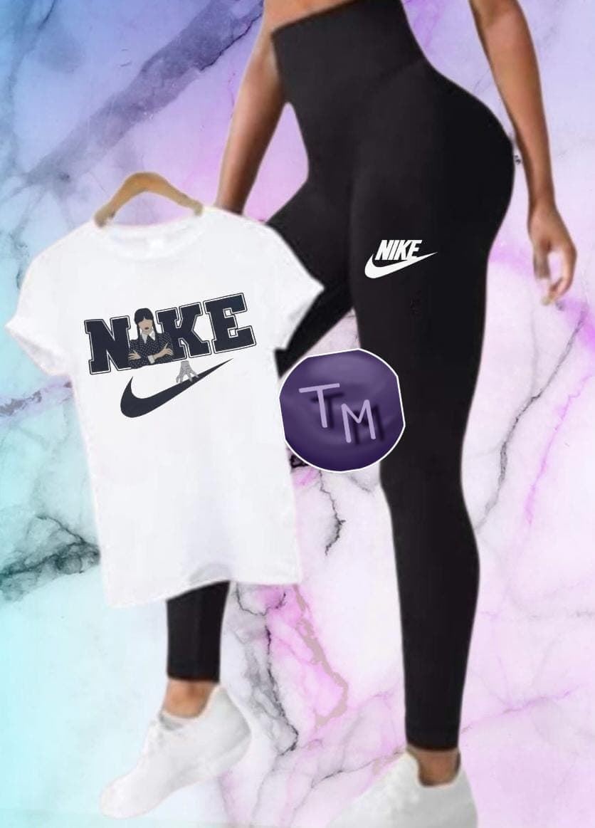 Conjunto de mujer Nike - Imagen 1