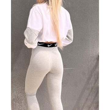 Conjunto de mujer Nike - Imagen 2