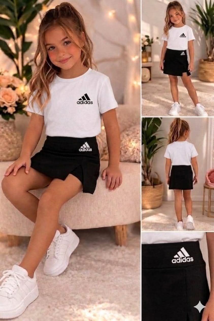 Conjunto de niña de camiseta y falda pantalón Adidas - Imagen 2