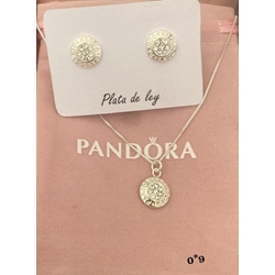 Conjunto de pendientes y collar Pandora - Imagen 1