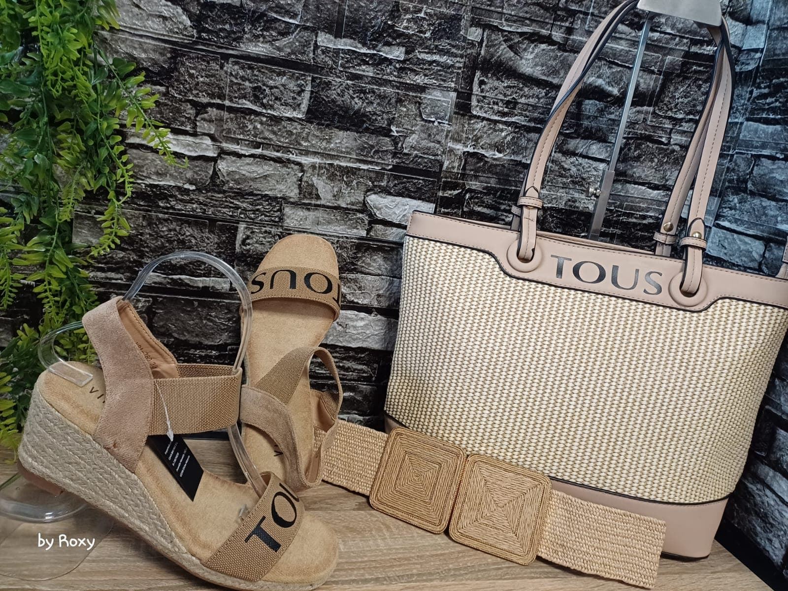 Conjunto de tres piezas de bolso  y cuñas Tous - Imagen 1