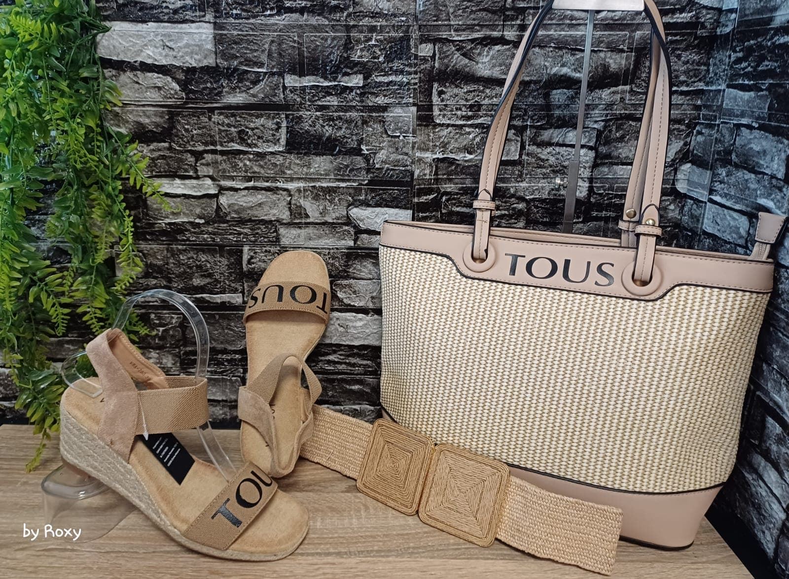 Conjunto de tres piezas de bolso  y cuñas Tous - Imagen 3